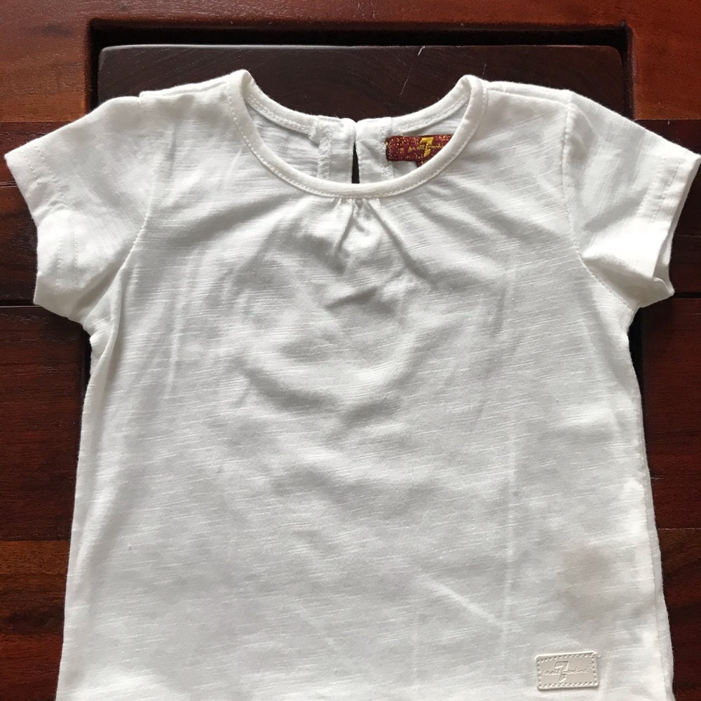 *new* 7 For All Mankind white cotton t-shirt